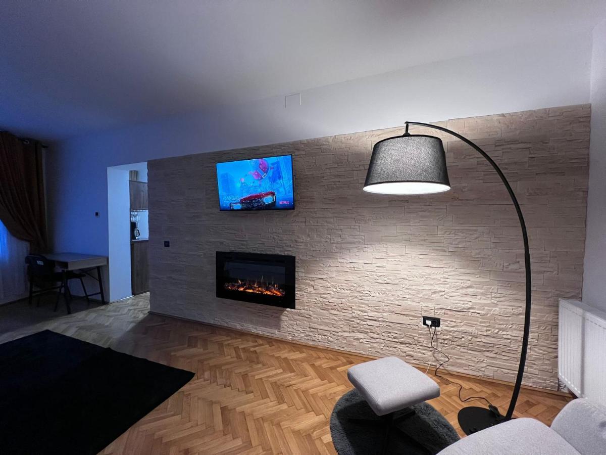 Casa Basarab Brasov Hotel Buitenkant foto