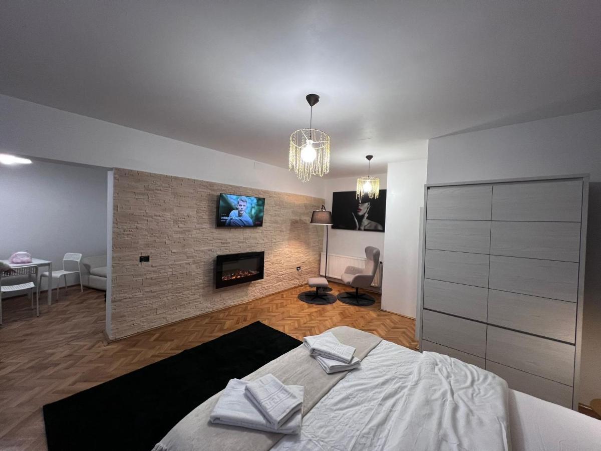 Casa Basarab Brasov Hotel Buitenkant foto