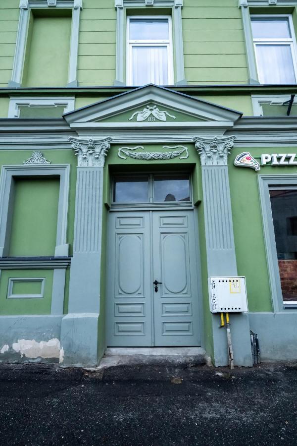 Casa Basarab Brasov Hotel Buitenkant foto